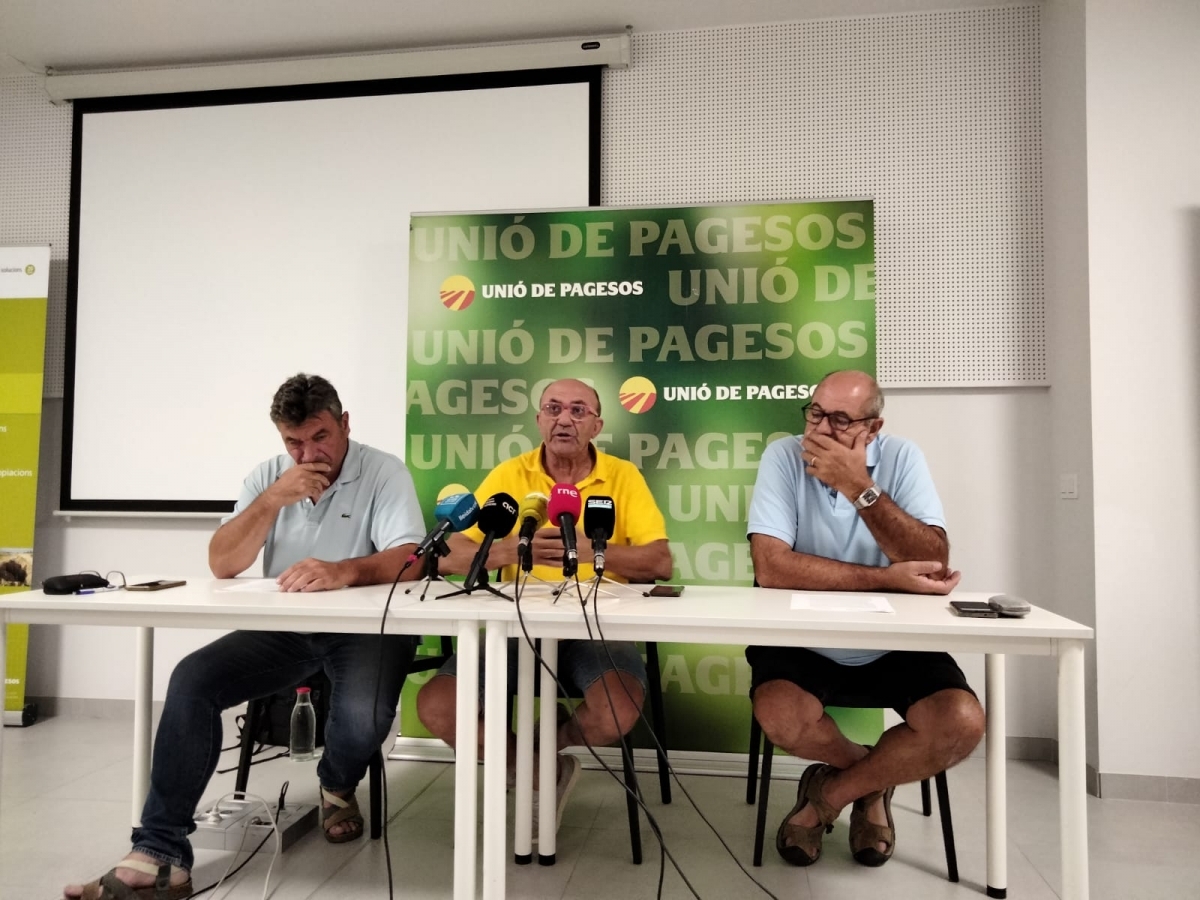 Roda de premsa d'avui a Lleida. Unió de Pagesos.