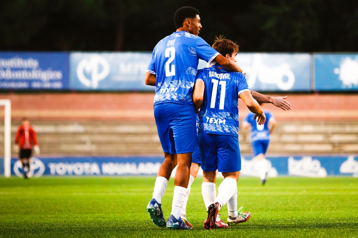 CFI despr&eacute;s del gol de Sandoval. N&uacute;ria Fau.