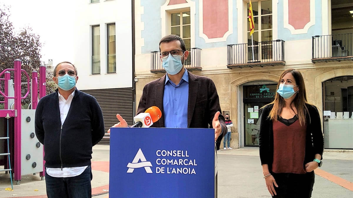Una roda de premsa del Consell Comarcal, amb Jordi Cuadras al centre