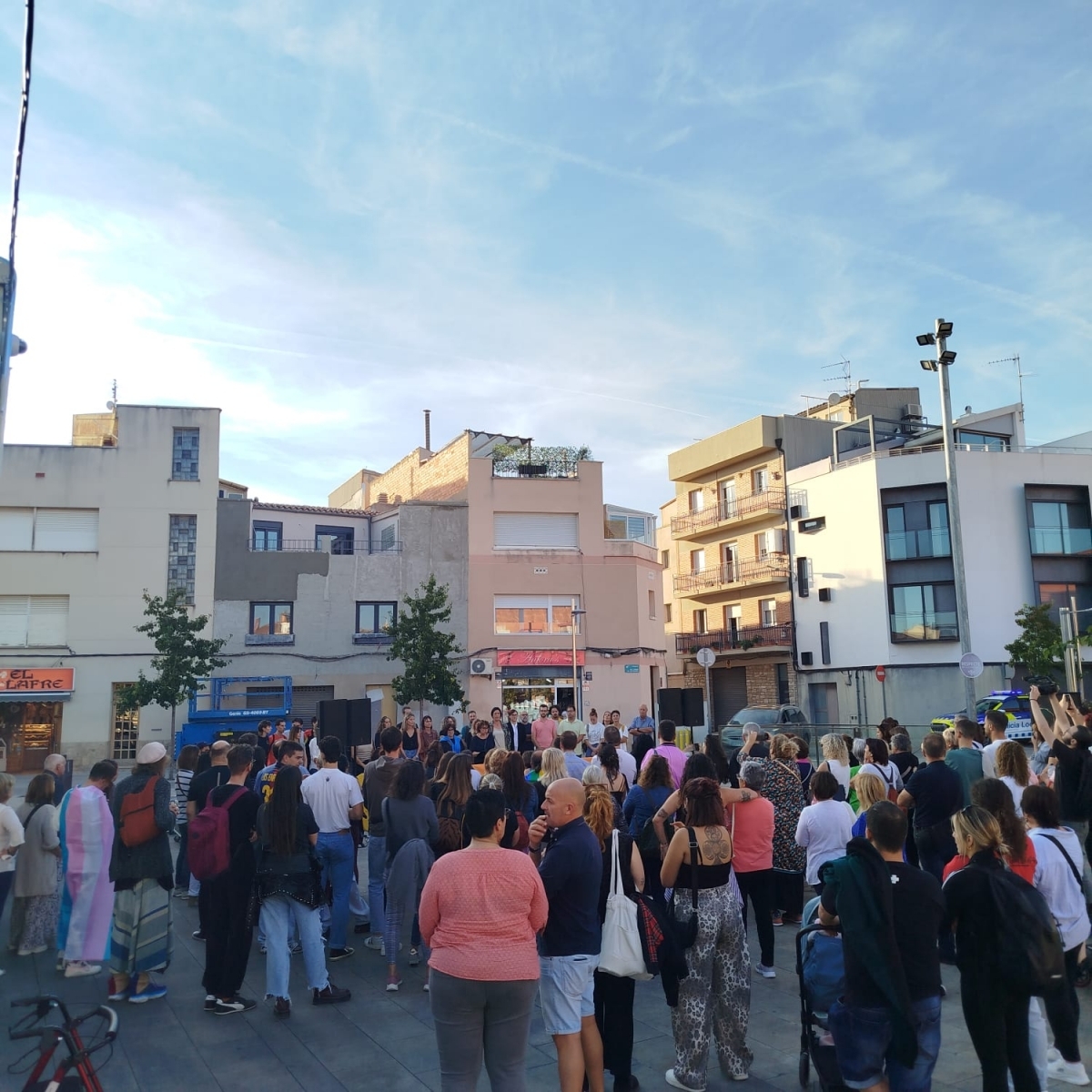 Concentració a Vilanova. Ajuntament de Vilanova.