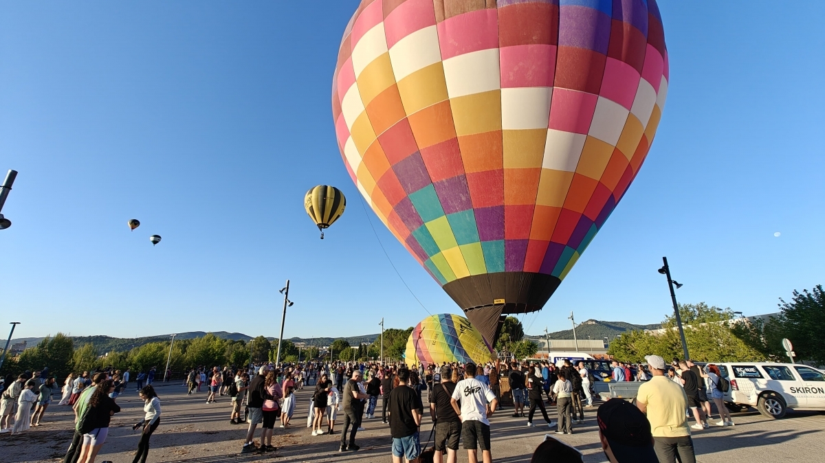 Vol de cloenda de diumenge. Lidera.