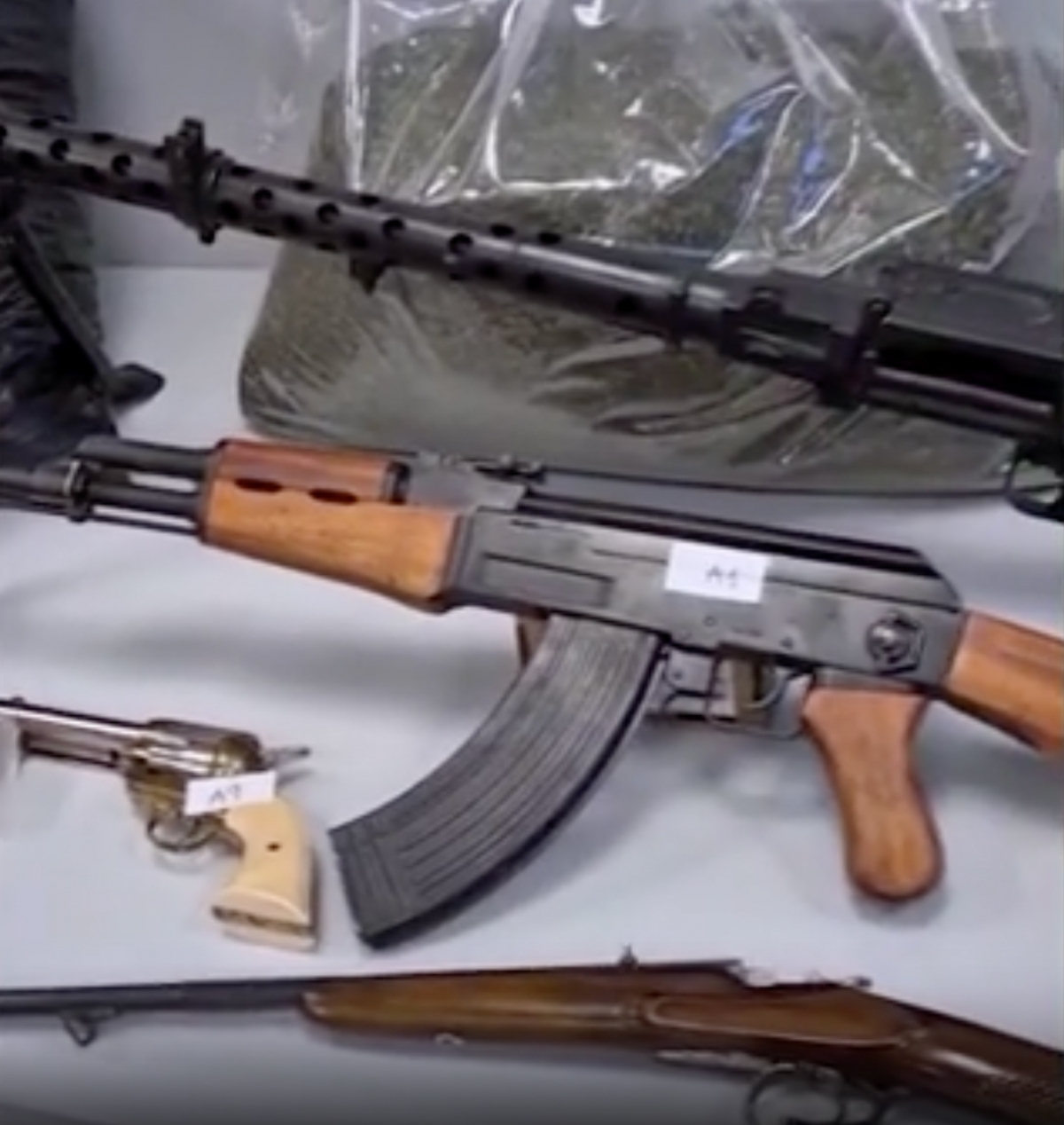 Armes trobades. Mossos d'Esquadra.