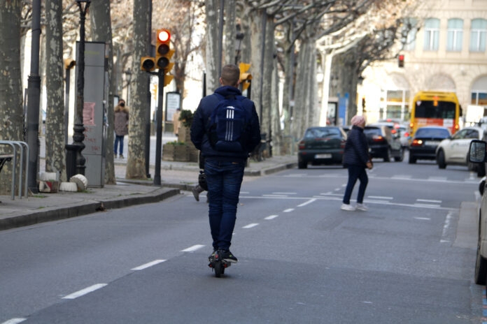 A partir d'avui és obligatori l'ús del casc (Foro: ACN)