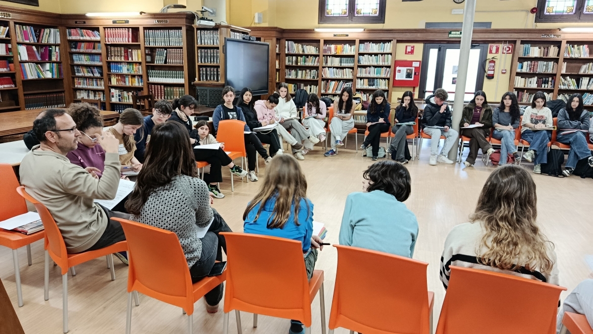 La sessi&oacute; de dimarts, a l'institut de Manresa (Foto: Institut Llu&iacute;s de Peguera).