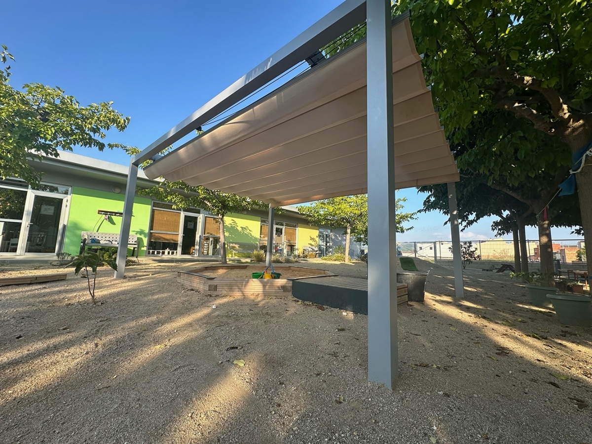 Pèrgola de la llar d'infants. Ajuntament d'Òdena.