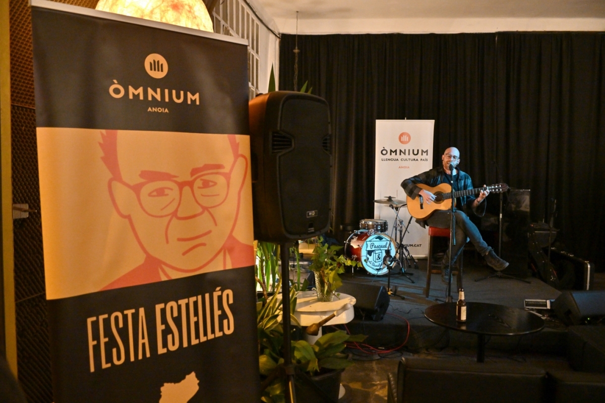 Nit Estellés. Òmnium Anoia.