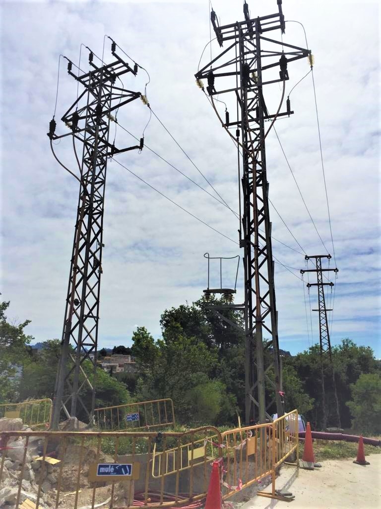 Algunes de les torres afectades pel desballestament