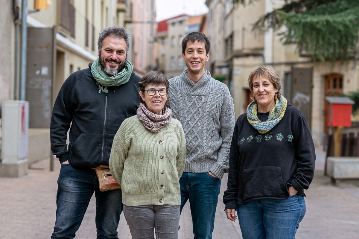 D'esquera a dreta, Oriol Càlichs, Rosa Parelló, Pau Ortínez i Elisabet Farrés encapálen la candidatura de Poble Actiu. (Sara Esquerra Dot)