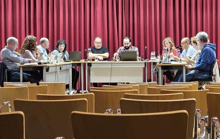 Ple municipal extraordinari. Ajuntament dels Hostalets.