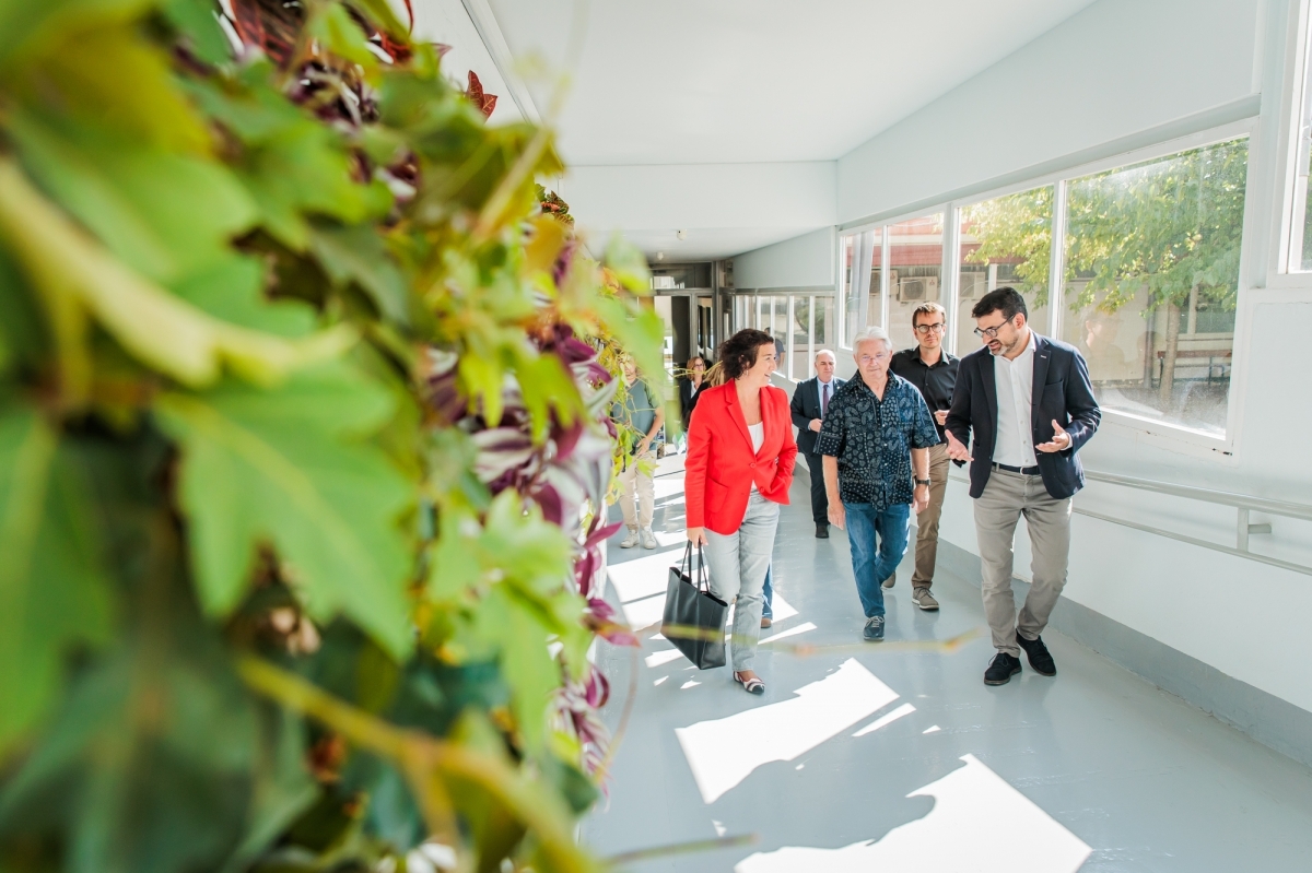 Visita de la consellera. Àuria.