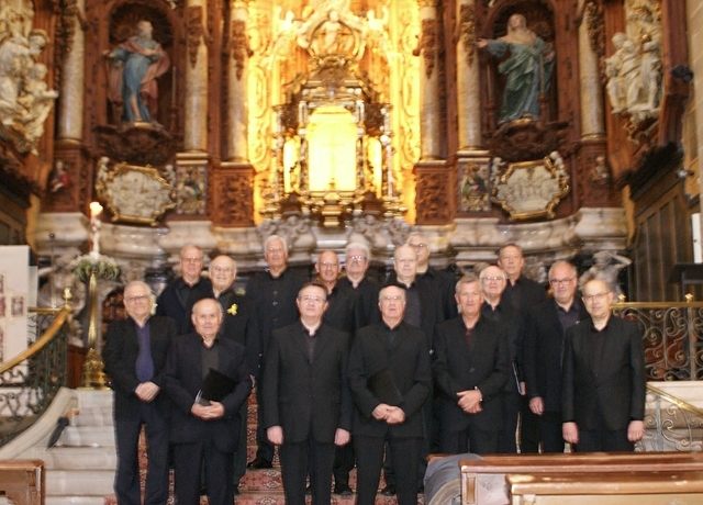 Els membres del cor, a la basílica de Santa Maria