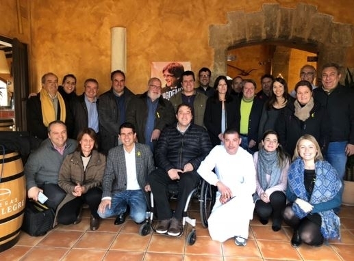 Una fotografia dels membres del partit de fa tres anys