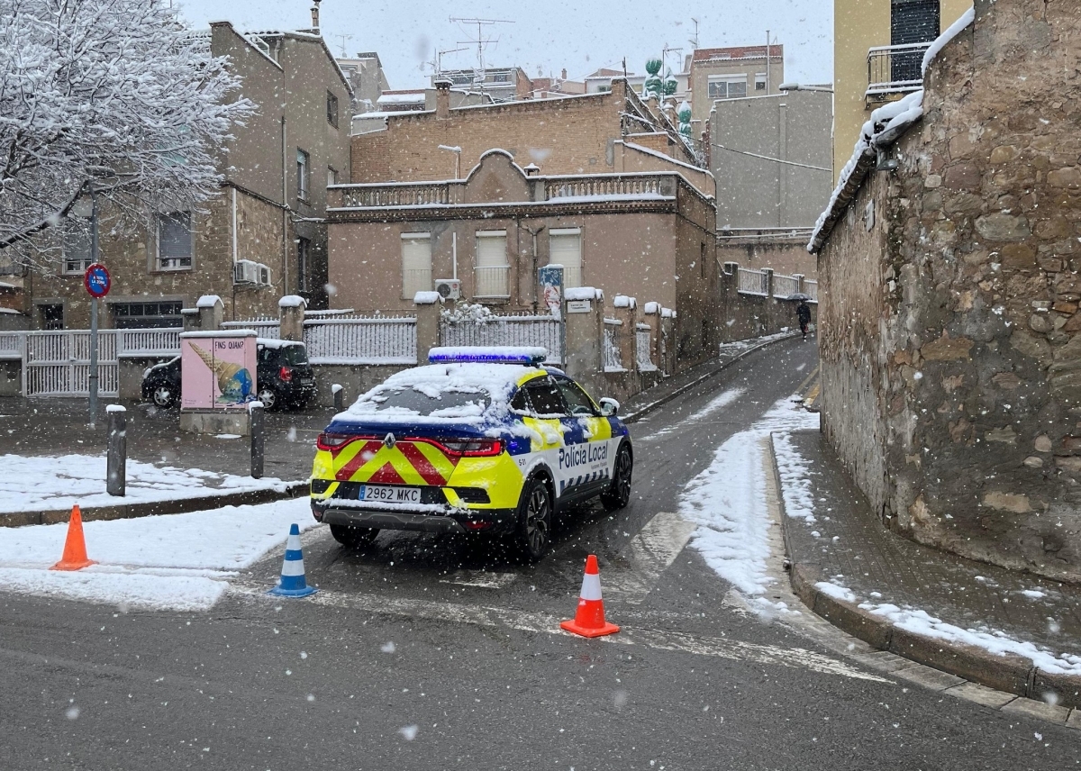 Carrer tallat. Policia Local d'Igualada.