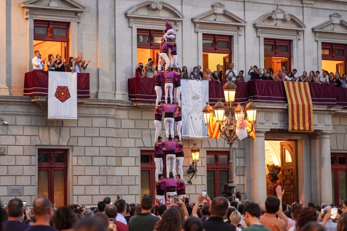 Tres de vuit. Pau Corcelles.