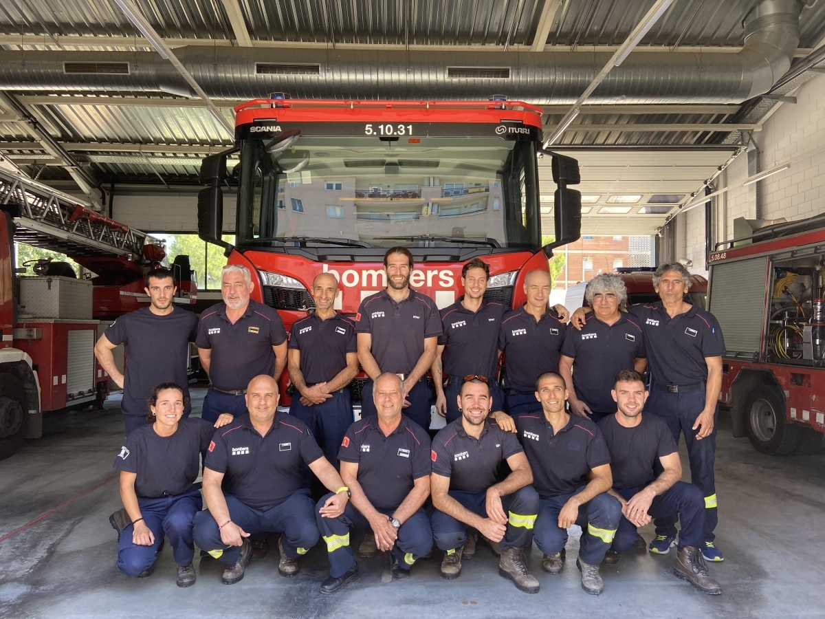 Cos de bombers professionals + EPAF + AOF