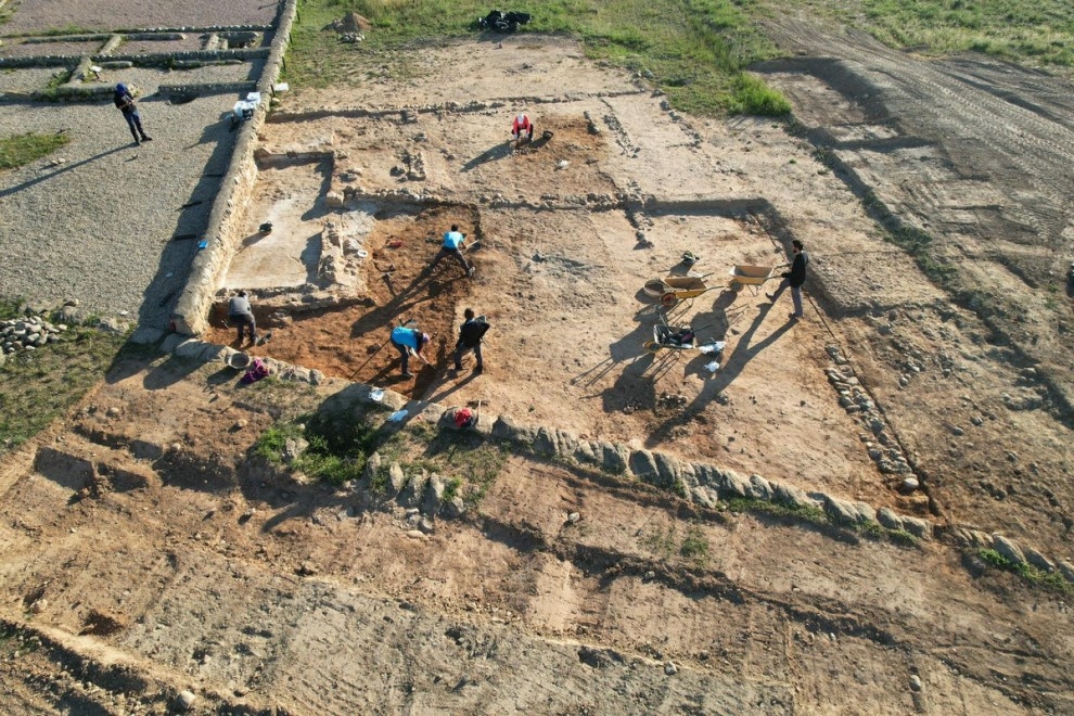 Les excavacions han revelat l'entramat urb&agrave; de l&rsquo;antiga medina. Departament de Cultura